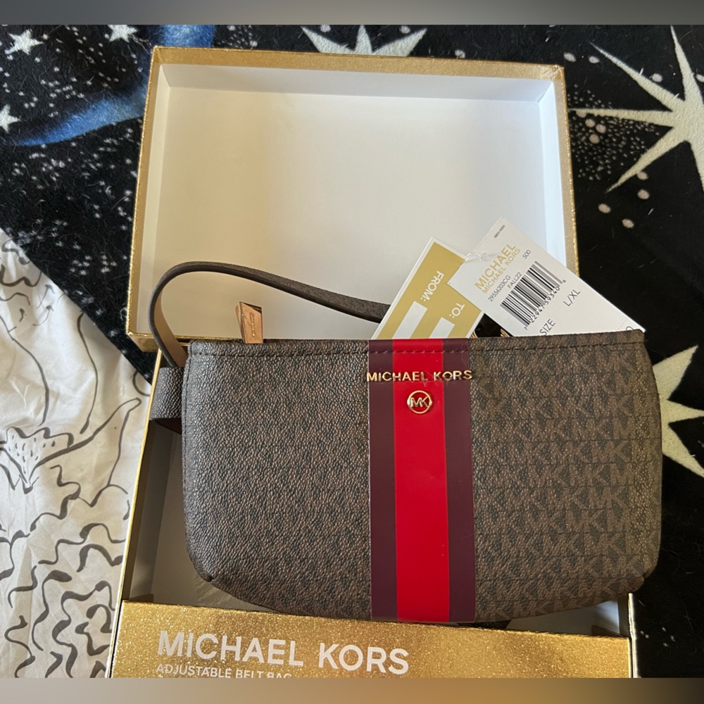 NWT  Michael kors belt bag